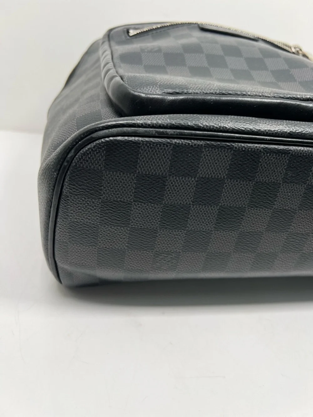 Louis Vuitton Josh Backpack Black Leather Damier Graphite - Picture 8 of 15